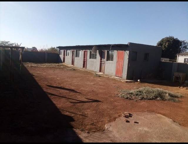 2 BEDROOM HOUSE FOR SALE IN SOSHANGUVE XX